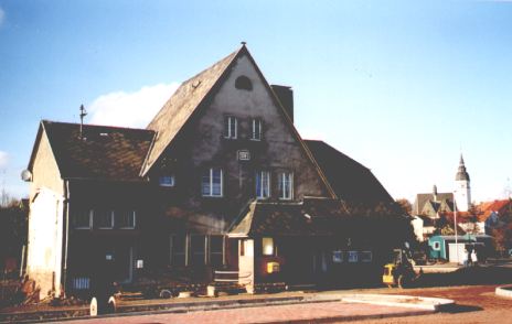Bahnhof Heusweiler.2000..jpg (20855 Byte)